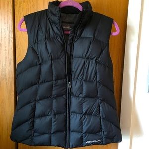 Eddie Bauer Women’s CirrusLite Down Vest - Black